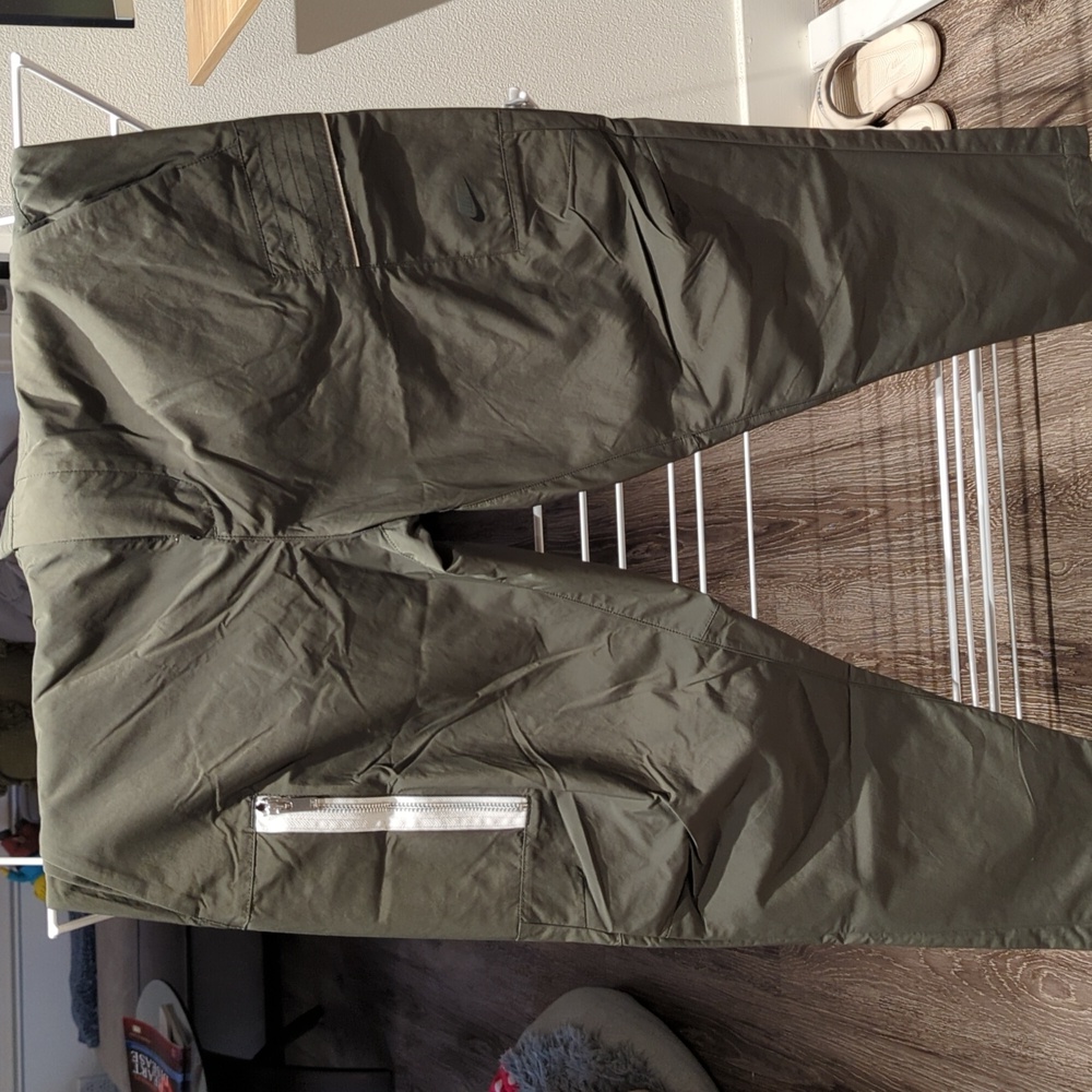 Nike Utility Cargo Pants - Olive Green